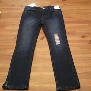 Girls jeans size 4 never worn jeans